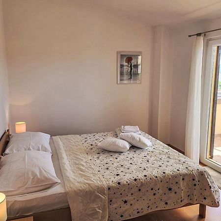 Apartment Ana - Big351 By Interhome トゥラニ エクステリア 写真