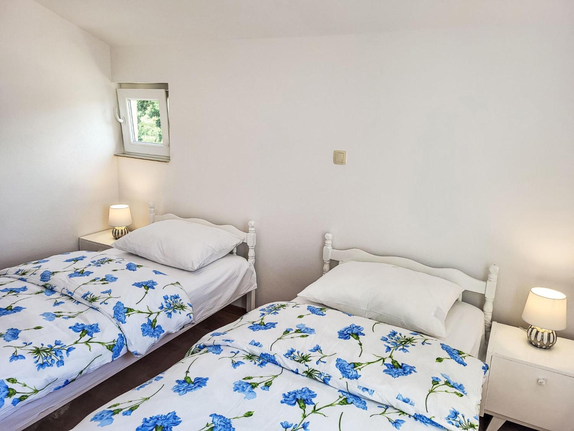 Apartment Ana - Big351 By Interhome トゥラニ エクステリア 写真